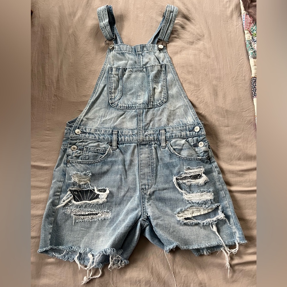 AE Tomgirl shortall size small